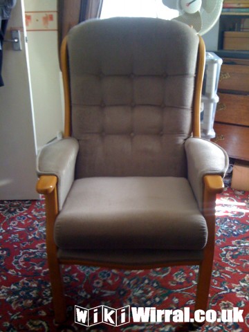 Attached picture chair 001.JPG